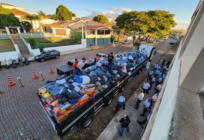 Itapetininga envia novas cargas com 55 toneladas de donativos com destino ao Rio Grande do Sul