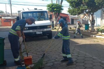 Secretaria de Serviços Municipais realiza limpeza e roçada em avenidas de Itapetininga