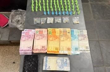 Homem é preso por tráfico de drogas na Vila Mazzei