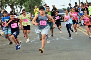 Corrida Kids movimentou feriado em Itapetininga