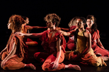 Sesi Itapetininga apresenta Ciclos, Curvas e Outras Perspectivas: Um Espetáculo Feminino que celebra a vida e a transformação