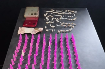 Guarda Municipal de Itapetininga detém suspeitos com mais de 200 porções de drogas no Distrito do Tupy