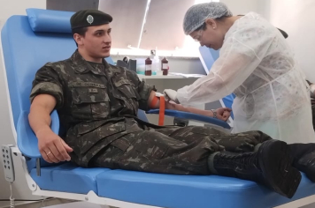 Atiradores do Tiro de Guerra realizam ação solidária e doam sangue no Posto de Coleta de Itapetininga