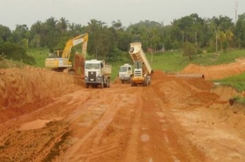 Prefeitura conquista melhorias para estradas rurais