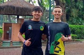 Estevão Vaz e Gustavo Miranda de Itapetininga sobem ao pódio no Torneio Regional de Natação em São Paulo
