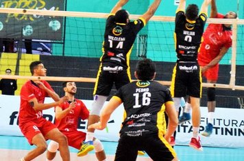 Itapetininga recebe Taubaté no Campeonato Paulista de Vôlei