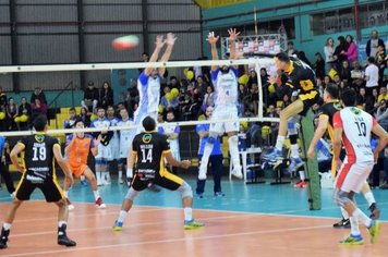 Vôlei Itapetininga encara o Sesi em casa, neste sábado (18)
