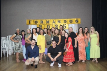EMEF “Prof.ª Maria Cecília Rolim Nalesso” realiza formatura