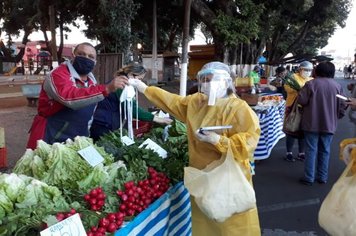 Ação de orientação em saúde na feira livre aponta maior conscientização à Covid 19