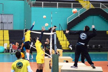 Itapetininga enfrenta Ribeirão Preto nesta quarta (23) no Ginásio de Esportes