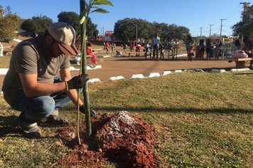 “Domingo no Parque Itinerante” reuniu dezenas de famílias neste fim de semana na vila Paulo Ayres