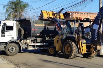 Mutirão contra a dengue remove 182 toneladas de resíduos do Jardim Fogaça, em Itapetininga