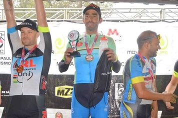 ACICLI de Itapetininga sobe ao pódio em Porto Feliz