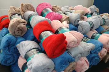 1ª Copa Futsal dos Comerciários arrecada 100 cobertores para o Fundo Social de Solidariedade