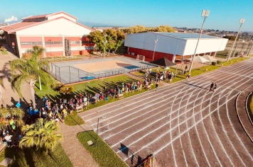 Corrida Kids da Prefeitura de Itapetininga em parceria com o SESI reuniu 280 crianças e adolescentes