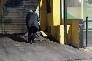 Com quedas acentuadas nas temperaturas, Blitz Sociais seguem com atendimento intensificado a pessoas em situação de rua em Itapetininga