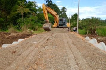 Obras na ponte entre Gramadinho e Varginha estão em fase final em Itapetininga