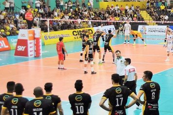 Em casa, Itapetininga enfrenta o Caramuru Vôlei nesta quarta (20), pela Super Liga