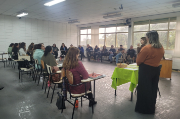 Professores Coordenadores do sistema municipal de educação participam de formação