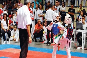 Itapetininganos sobem ao pódio no Taekwondo