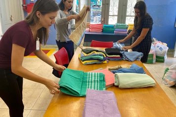 900 toalhas de banho são entregues para pacientes do Hospital “Dr. Léo Orsi Bernardes” 