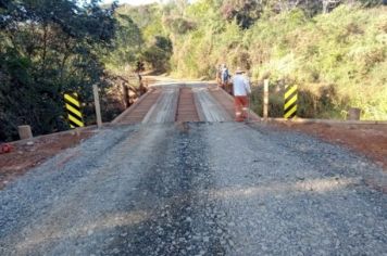 Prefeitura de Itapetininga substituiu pontes no Bairro Rocinha, Cercadinho e Distrito da Conceição e faz limpeza de tubulação 