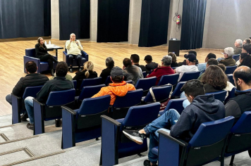 Itapetininga recebe capacitação com Jarbas Favoretto em reunião do COMTUR