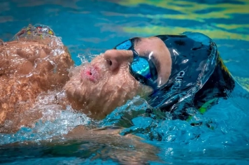 Nadador de Itapetininga Gustavo Miranda encerra temporada entre os 10 melhores do Estado de São Paulo