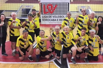 Vôlei Adaptado masculino é campeão da Liga Regional
