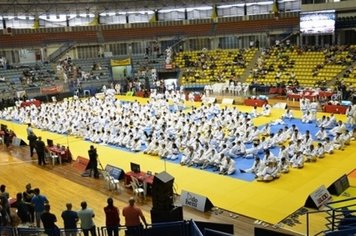 Itapetininga sobe ao pódio na Copa SP de Judô e Paulista de Sumô