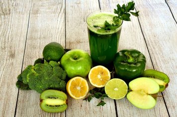 Itapetininga realiza orientações sobre saúde na Feira Livre