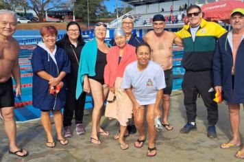 Atletas de natação Master de Itapetininga conquistam destaque nos Jogos da Melhor Idade