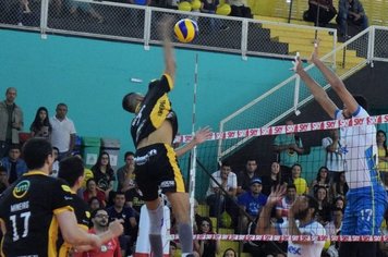 Após vencer fora o Corinthians, Vôlei Itapetininga joga contra o SESI neste sábado (15), no Ginásio “Ayrton Senna da Silva”