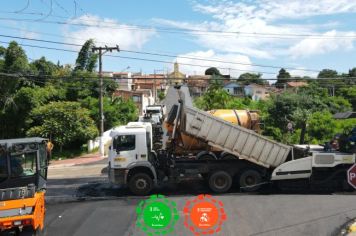 Prefeitura de Itapetininga faz pavimentação na Vila Santana 