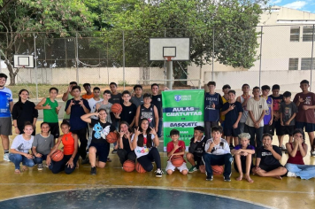 Prefeitura de Itapetininga, Instituto Chuí e CPFL entregam 420 uniformes para alunos de modalidades esportivas no Ginásio Municipal “Ayrton Senna da Silva”