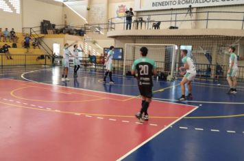 Time itapetiningano de voleibol masculino conquista 3º lugar na Liga de Voleibol de Sorocaba