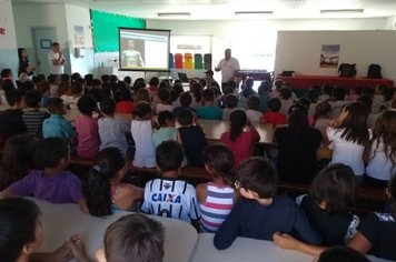 Departamento de Controle de Vetores realiza palestra educativa 
