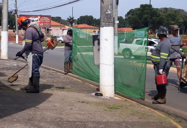 Programa “Itapê + Limpa” segue com serviços nos bairros 