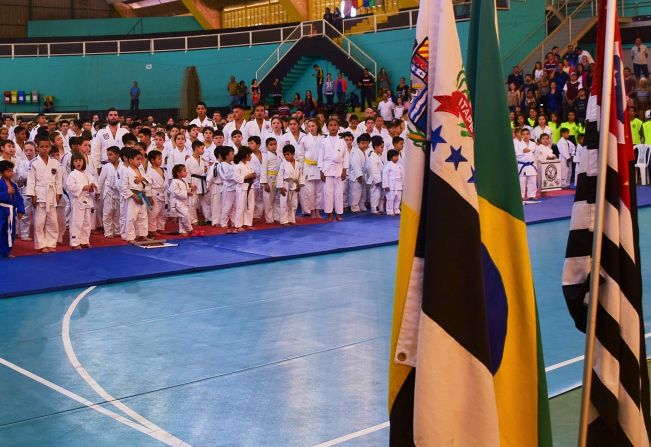 Centenas de participantes da região disputaram Torneio de Judô