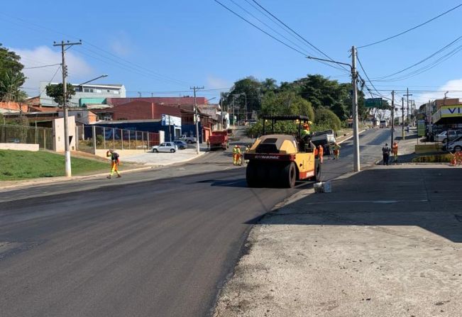 Obras de recapeamento na Vila Rio Branco 