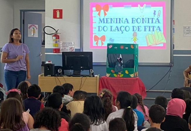 EMEF Prof.ª Benedita Vieira de Almeida Madalena promove evento sobre o Dia Nacional do Livro Infantil
