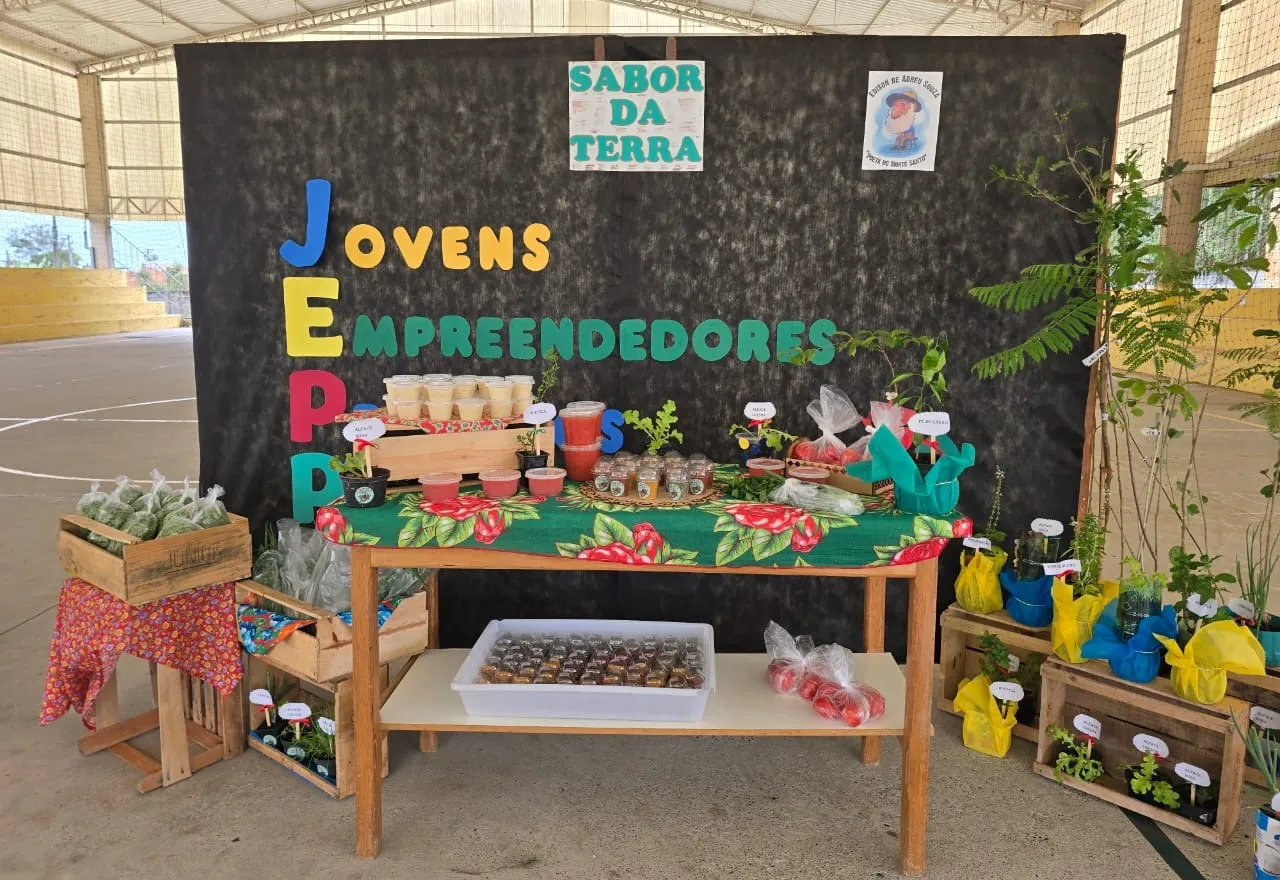 EMEF Edison de Abreu Souza promove Feira em parceria com o Sebrae