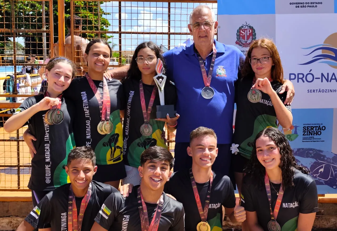 Nadadores de Itapetininga são vice-campeões no Pró Natação em Sertãozinho