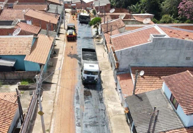Distrito do Rechã, em Itapetininga, tem revitalização de pavimentação e obra de drenagem
