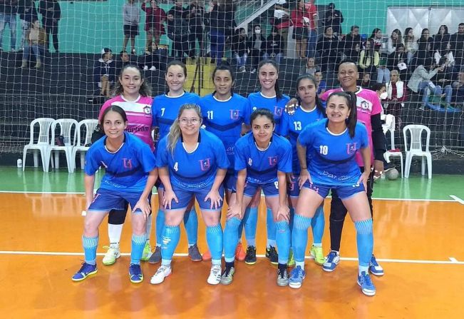 Futsal feminino de Itapetininga vence Iperó