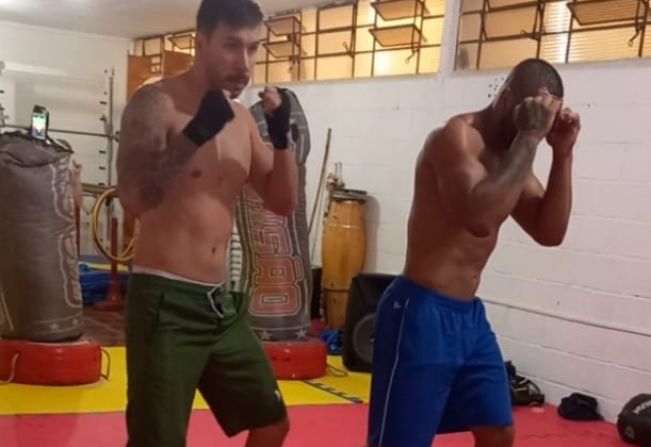 Parceria entre Centro Educacional de Capoeira “Quilombo” e Prefeitura de Itapetininga oferece aulas de Boxe e Defesa Pessoal de graça