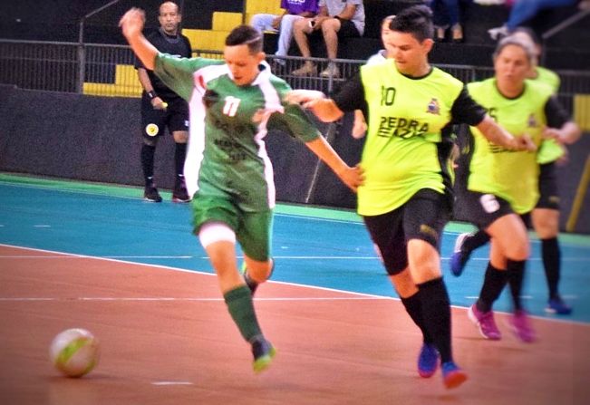 Itapetininga enfrenta Itu pela semifinal da Copa Record de Futsal Feminino