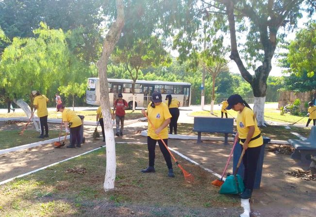Trabalhos de limpeza e manutenção seguem nos bairros de Itapetininga