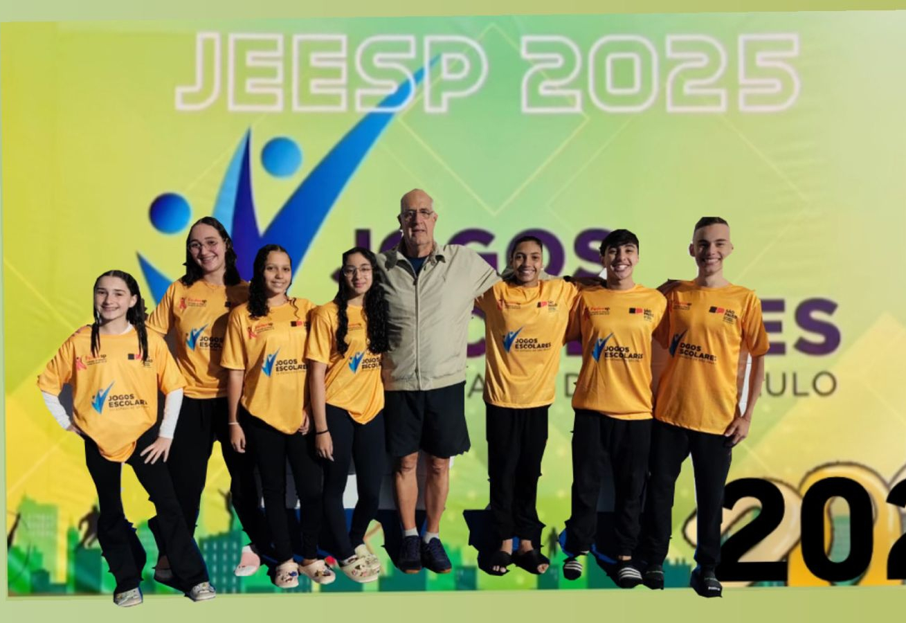 Atletas da Natação de Itapetininga participam de provas nos Jogos Escolares em Santo André