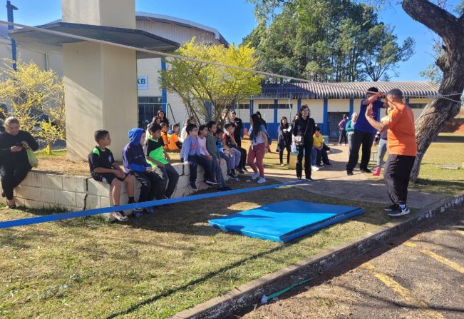 Alunos do Sistema Municipal de Educação participam do Dia de Recrear